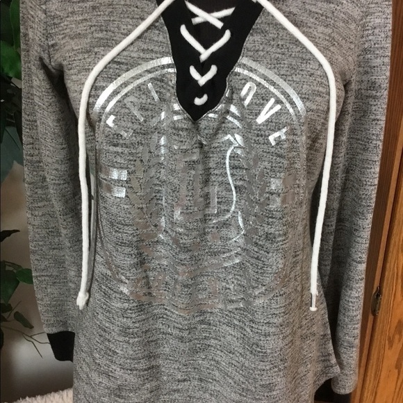 INSPIRED Hearts L long sleeve Epic Love Forever - Picture 11 of 15